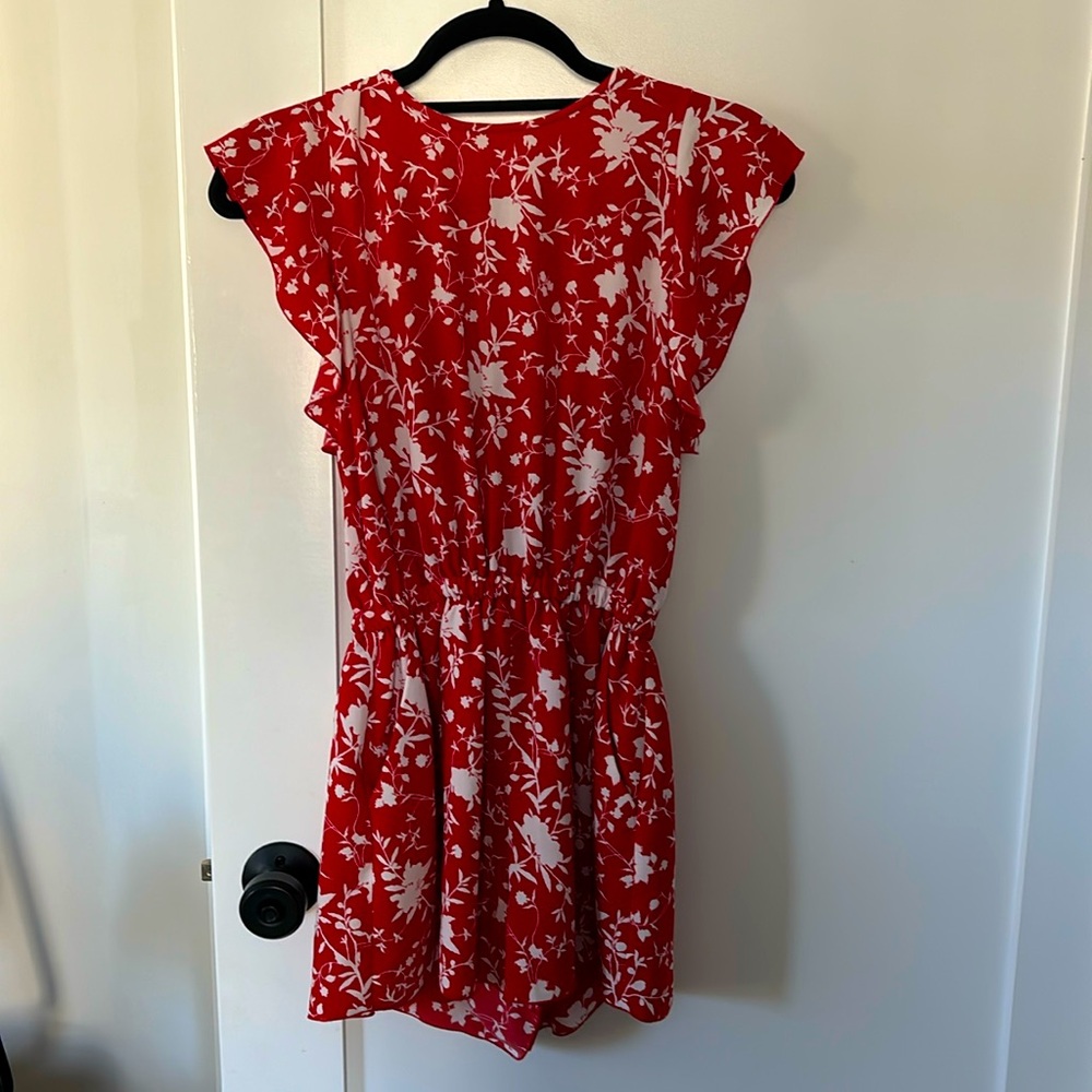 Aritzia Wilfred red backless romper. Size XS